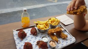 2 "Menu One" at Jimmy's Street Food in Paris