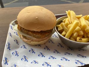  at Jimmy's Street Food in Paris