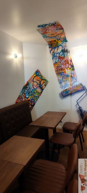 30 seats  at Jimmy's Street Food in Paris