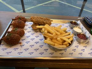   at Jimmy's Street Food in Paris