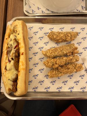 sub & tenders  at Jimmy's Street Food in Paris