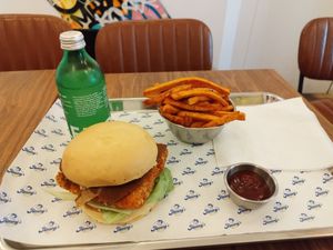  at Jimmy's Street Food in Paris