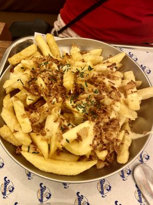 Loaded fries   at Jimmy's Street Food in Paris