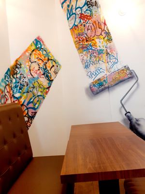  at Jimmy's Street Food in Paris