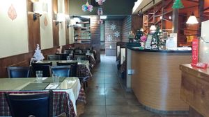 the dining room at Wedgwood II in Seattle