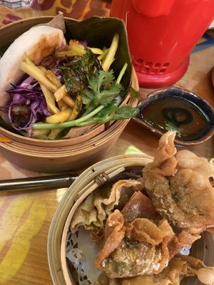 Bao et raviolis fris   at Bep Chay in Toulouse