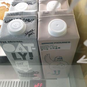 2 kinds of oat milk!!!  at I am Lion - Welcome Back! in Seoul