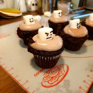 cupcakes at Godny Cafe in Seoul