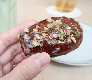 Yuzu lemon madeleine at Godny Cafe in Seoul