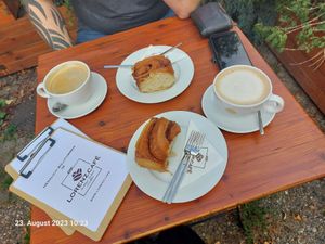 Dieses Café hätten wir so gerne bei uns, wir lieben es at Lorenz Café in Luebeck