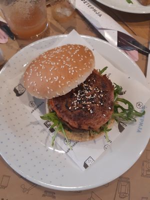 The vegan burger #Veganuary at Kafeterija Čarli Čaplin in Belgrade