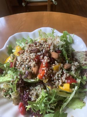 Quinoa nut salad at Chīsù De - Veggie Table in Beijing
