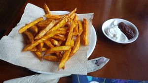 Sweet potato fries at Chīsù De - Veggie Table in Beijing