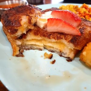 stuffed with sweet filling of your choice at Vivi's Veggie in Seoul