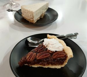 Pecan pie at Vivi's Veggie in Seoul