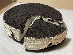 Oreo cheese cake I bought   at Vivi's Veggie in Seoul