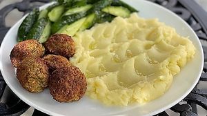 falafel with mashed potatoes   at Ola Healthy Cafe in Khmelnytskyi