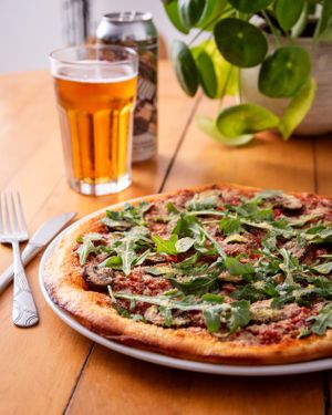 Pizza Bolognese végan / Vegan Bolognese at Il Bazzali in Montreal