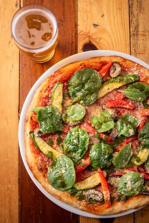 Pizza Vegan aux légumes rôtis / Vegan roasted vegetables at Il Bazzali in Montreal