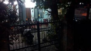 entry area in darkness (21/11/14) at Ba Minh in Hue