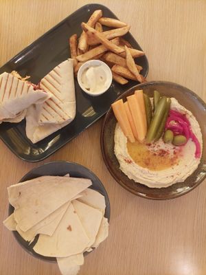 Hummus at Fala Fala in Funchal