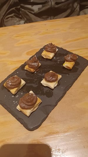 Deliciosas de cocholate con sal at La Bicicleta in Barcelona