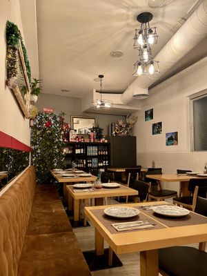 Interior  at El Arco Pinoy in Madrid