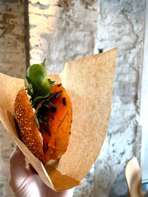 Lax - vegane Remoulade, Meermöhren, Salat at Schmidt's Bagel in Hamburg