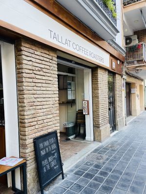 Outside  at Tallat in Valencia
