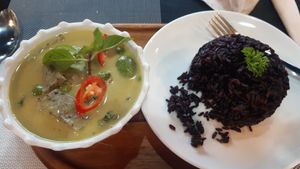 Green curry with berryrice at Plant-erian in Krabi