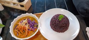 Chickpea curry at Plant-erian in Krabi