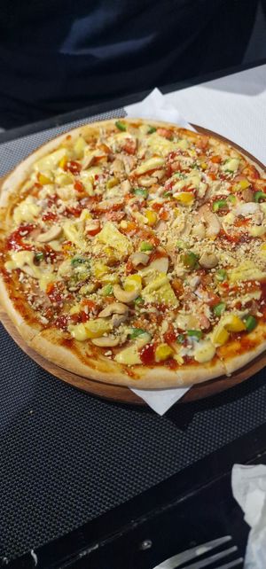 Pizza at Plant-erian in Krabi