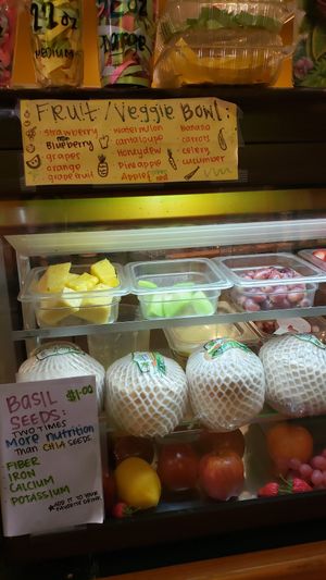 Fruit bowls at Da Juice Bar in Glendale
