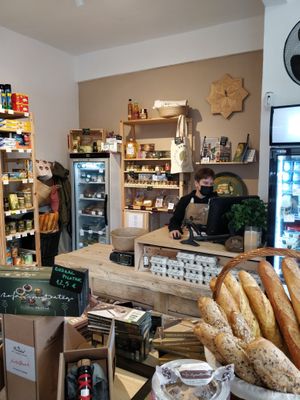 Cozy shop at Txara Denda in Arroa Bekoa