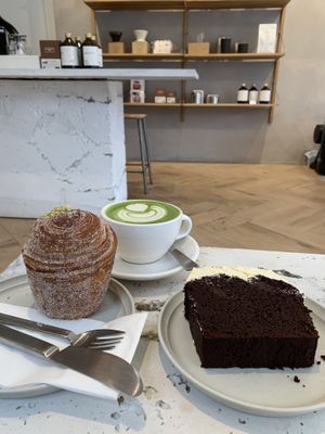   at Saint-Jean in Amsterdam