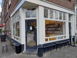  at Saint-Jean in Amsterdam