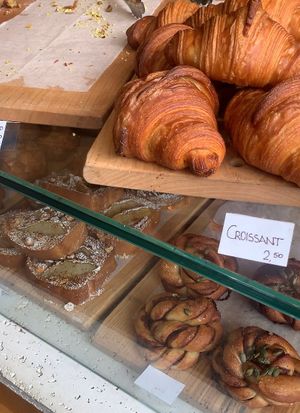 More pastry to choose from at Saint-Jean in Amsterdam
