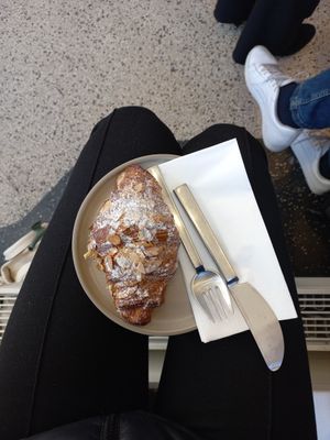  at Saint-Jean in Amsterdam