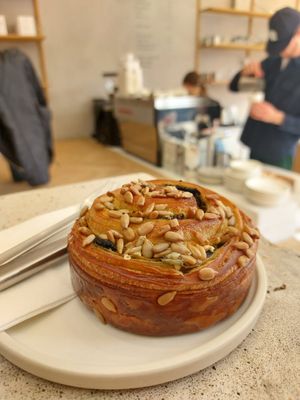 Pesto walnut escargot at Saint-Jean in Amsterdam