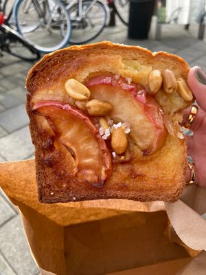  at Saint-Jean in Amsterdam