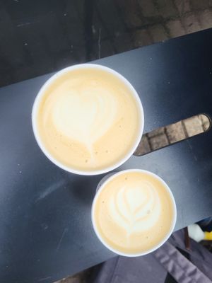 capuccino and latte at Saint-Jean in Amsterdam