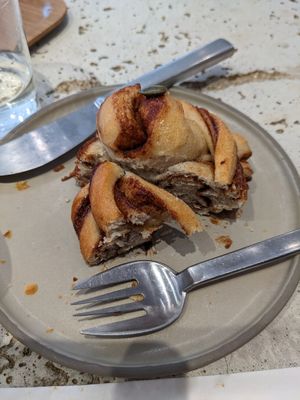 Cinnamon roll at Saint-Jean in Amsterdam