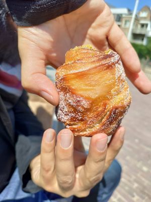 Pistachio cruffin . Small but sooo delicious at Saint-Jean in Amsterdam