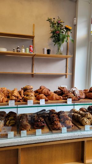  at Saint-Jean in Amsterdam