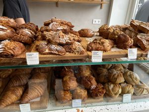 Offering 6 Oct 2023: their cruffin with blueberry and bostock with apple were tasty. The savoury, spicy croissant with ‘cheese’ and spices was quite nice, but a bit boring. at Saint-Jean in Amsterdam