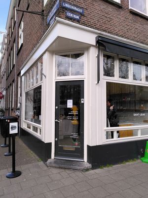 Entrance at Saint-Jean in Amsterdam