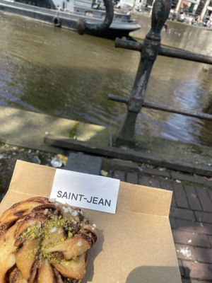   at Saint-Jean in Amsterdam