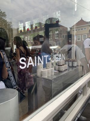   at Saint-Jean in Amsterdam