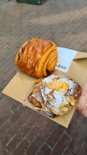  at Saint-Jean in Amsterdam