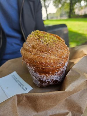  at Saint-Jean in Amsterdam